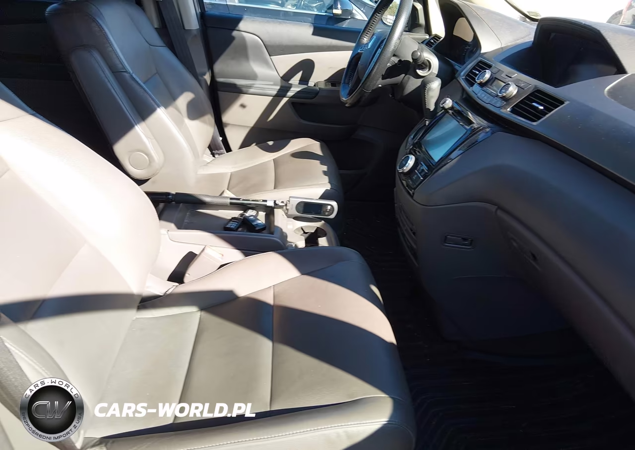 2016 Honda Odyssey Touring-Touring Elite VIN:5FNRL5H91GB045748 - 5