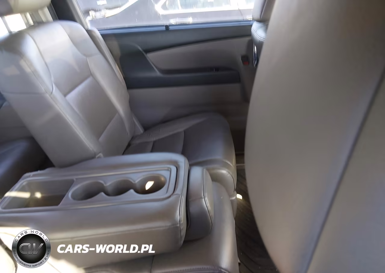 2016 Honda Odyssey Touring-Touring Elite VIN:5FNRL5H91GB045748 - 8