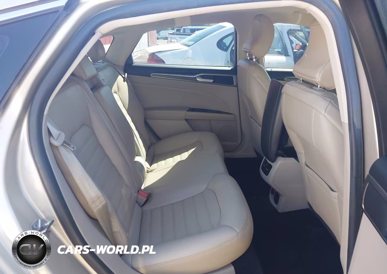 2018 Ford Fusion Energi Se Luxury VIN:3FA6P0PU6JR110895 - 8