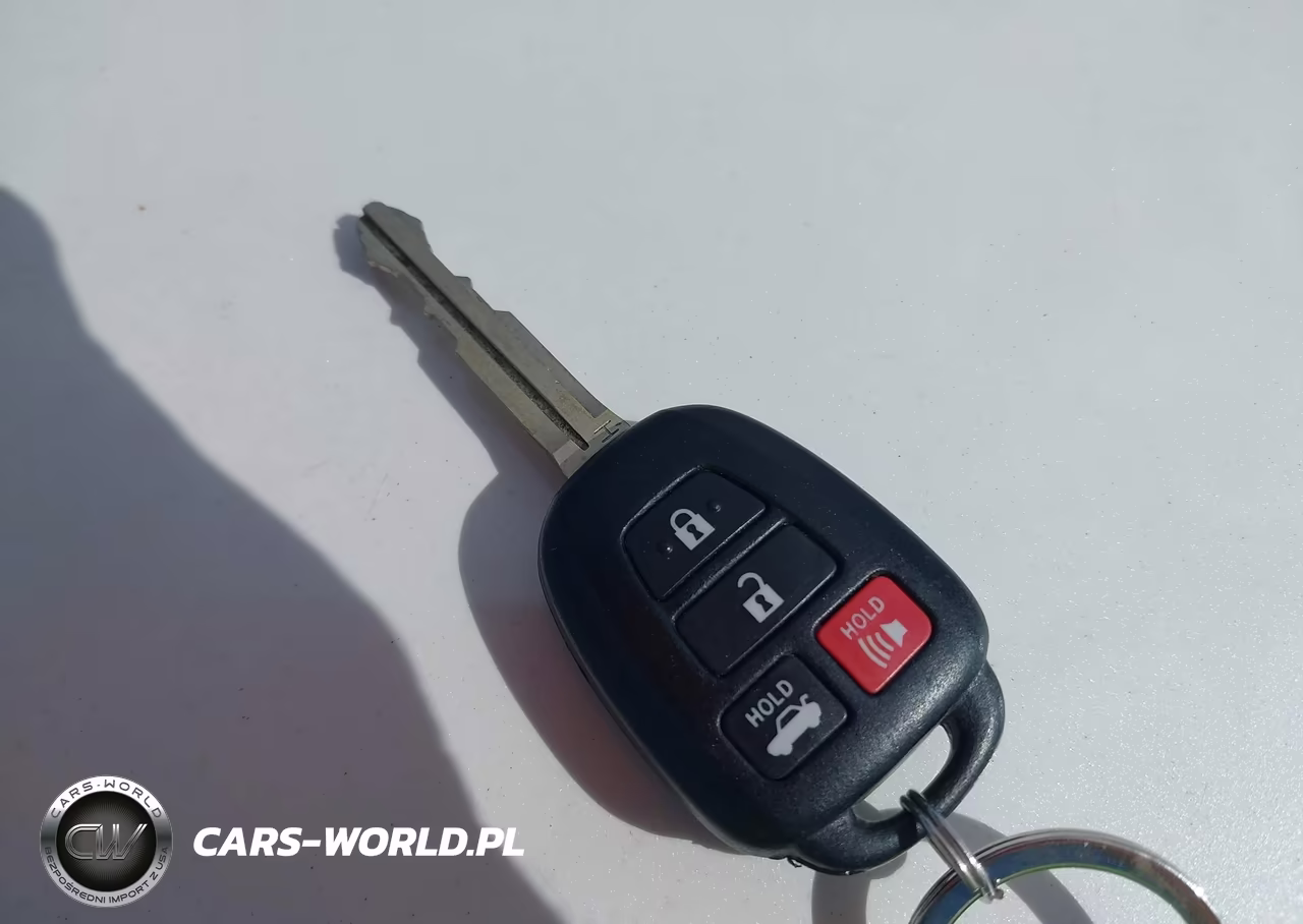 2016 Toyota Corolla Le Plus VIN:5YFBURHE4GP477726 - 11