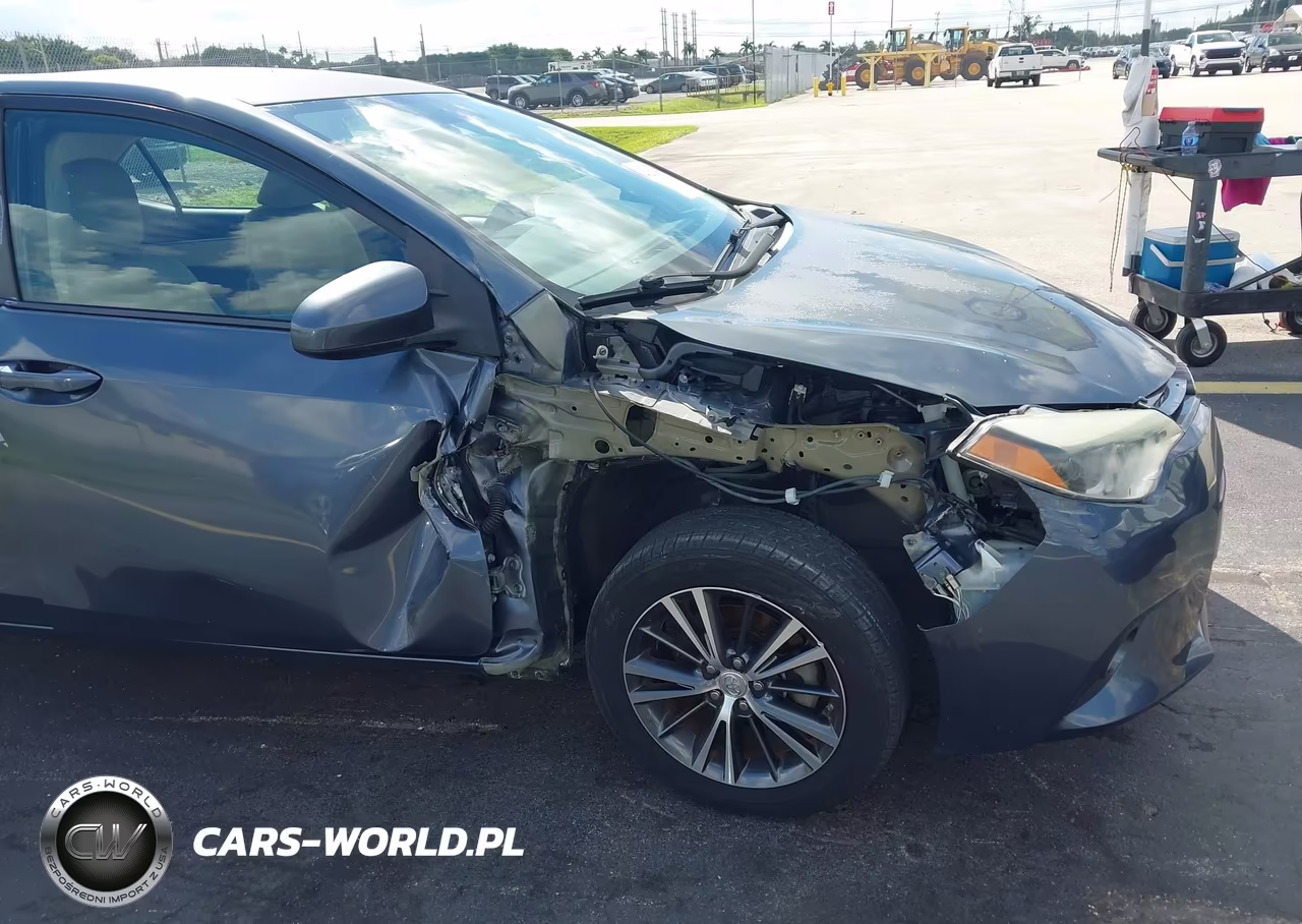 2016 Toyota Corolla Le Plus VIN:5YFBURHE4GP477726 - 6