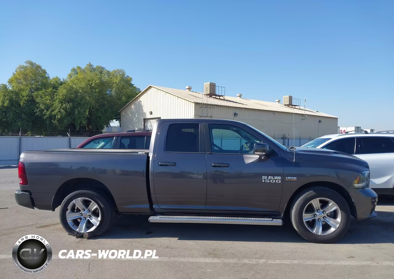2015 Ram 1500 Sport VIN:1C6RR6HTXFS583499 - 14