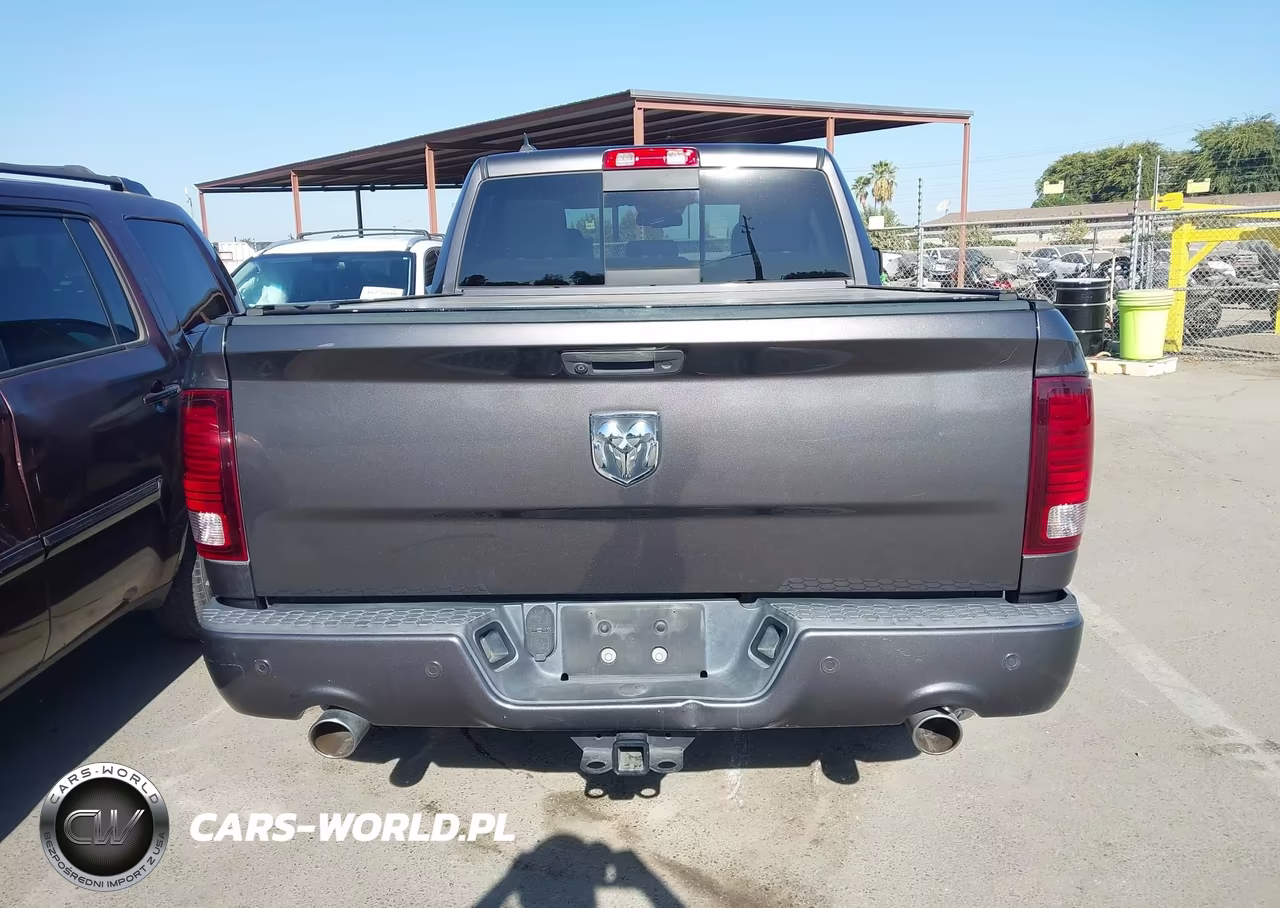 2015 Ram 1500 Sport VIN:1C6RR6HTXFS583499 - 17