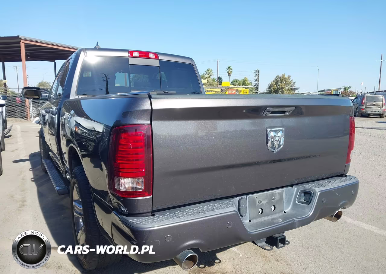 2015 Ram 1500 Sport VIN:1C6RR6HTXFS583499 - 3