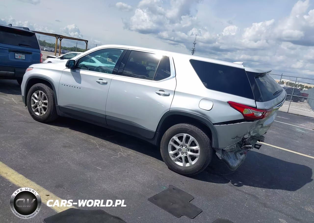 2020 Chevrolet Traverse Fwd Ls VIN:1GNERFKWXLJ223698 - 3