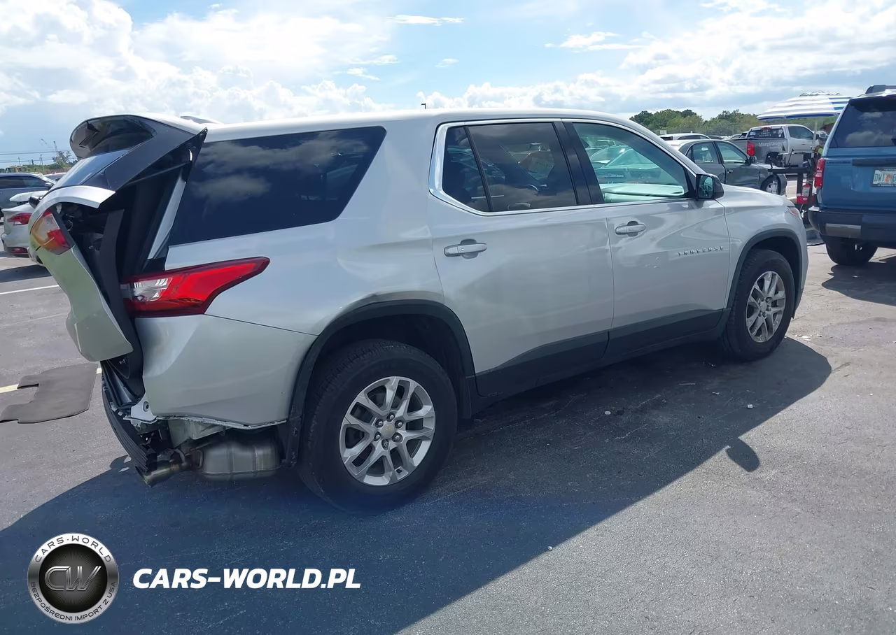2020 Chevrolet Traverse Fwd Ls VIN:1GNERFKWXLJ223698 - 4
