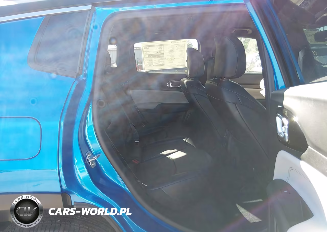 2026 Jeep Compass Limited VIN:3C4NJDCN9TT275780 - 8