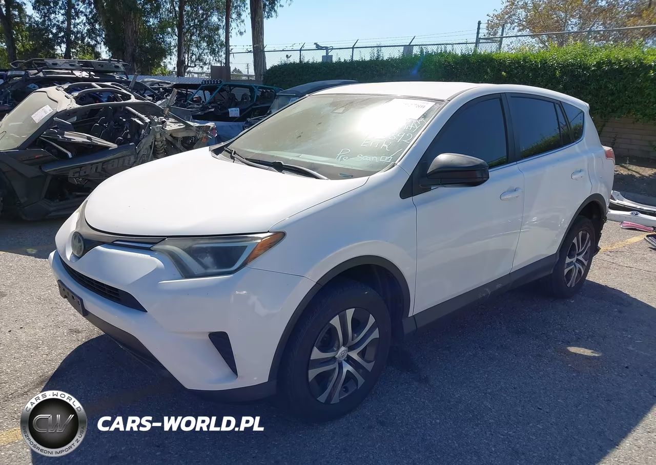 2018 Toyota Rav4 Le VIN:2T3ZFREV9JW445607 - 2