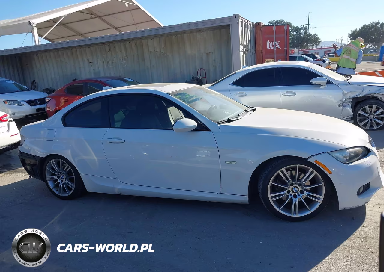 2009 BMW 328I VIN:WBAWV13579P123384 - 14