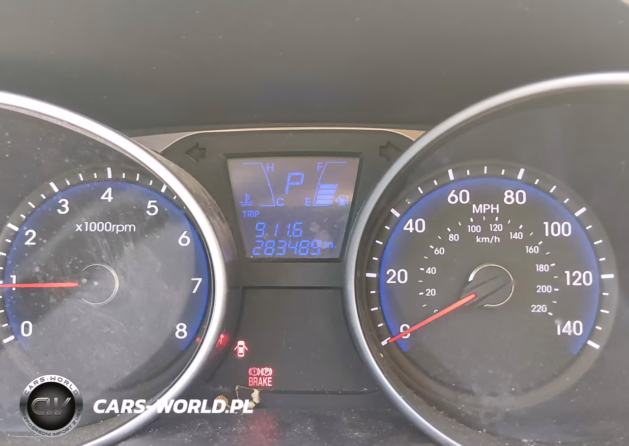 2011 Hyundai Tucson Limited VIN:KM8JU3AC3BU220856 - 7