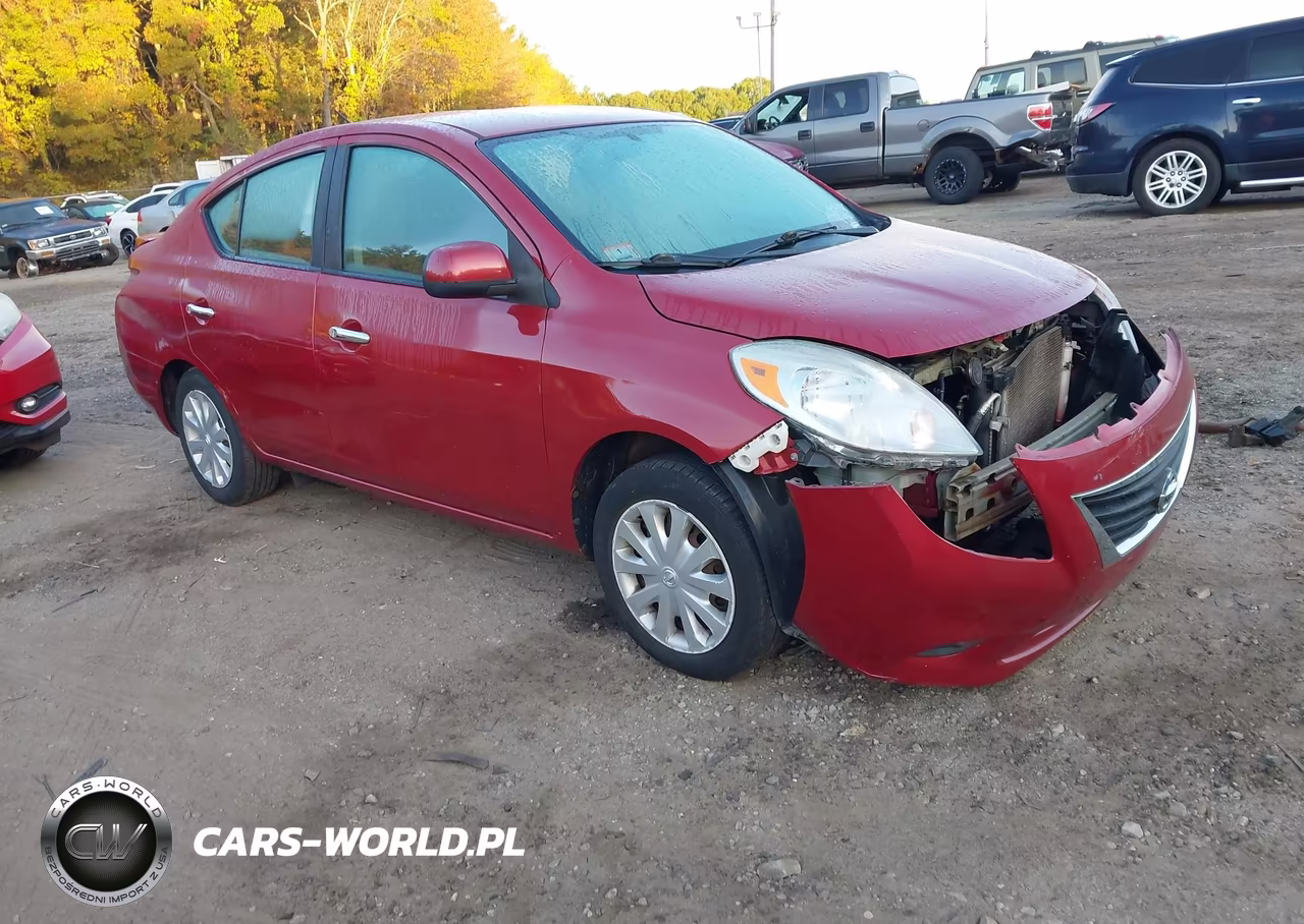 2013 Nissan Versa 1.6 Sv