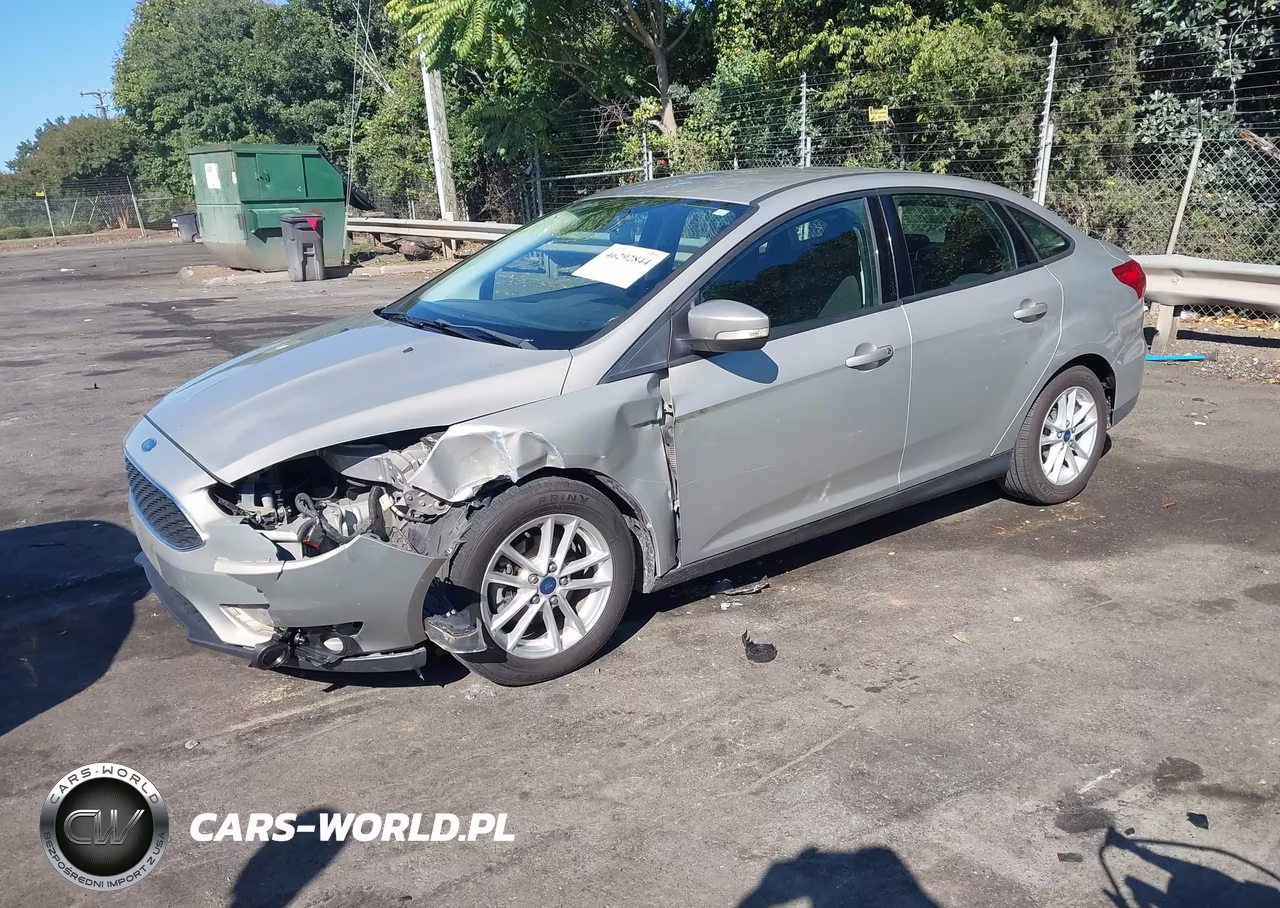 2015 Ford Focus Se VIN:1FADP3F29FL217924 - 2