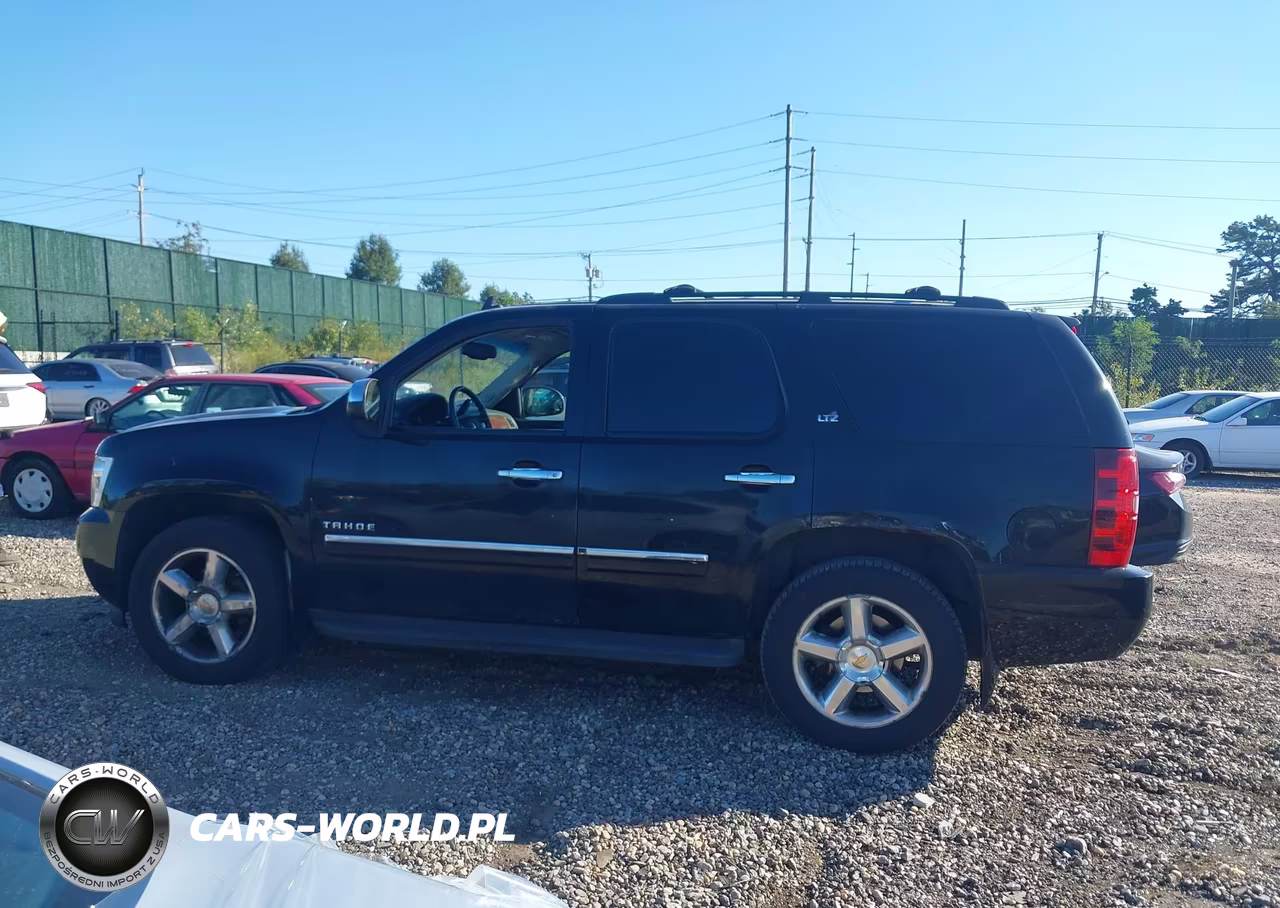 2010 Chevrolet Tahoe Ltz VIN:1GNUKCE08AR108098 - 14