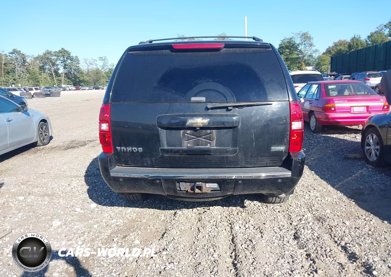 2010 Chevrolet Tahoe Ltz VIN:1GNUKCE08AR108098 - 16