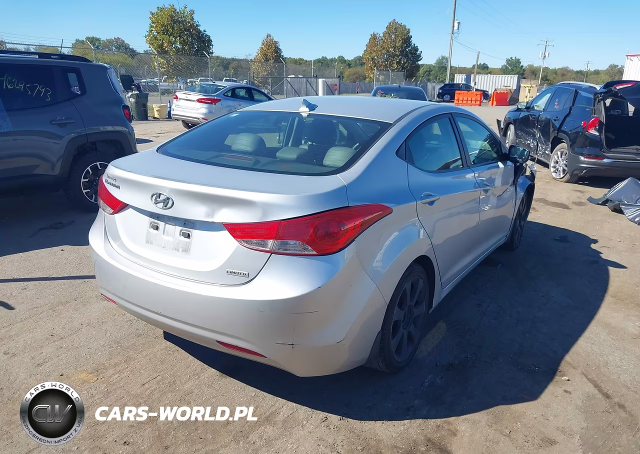 2012 Hyundai Elantra Limited VIN:5NPDH4AE3CH110138 - 4