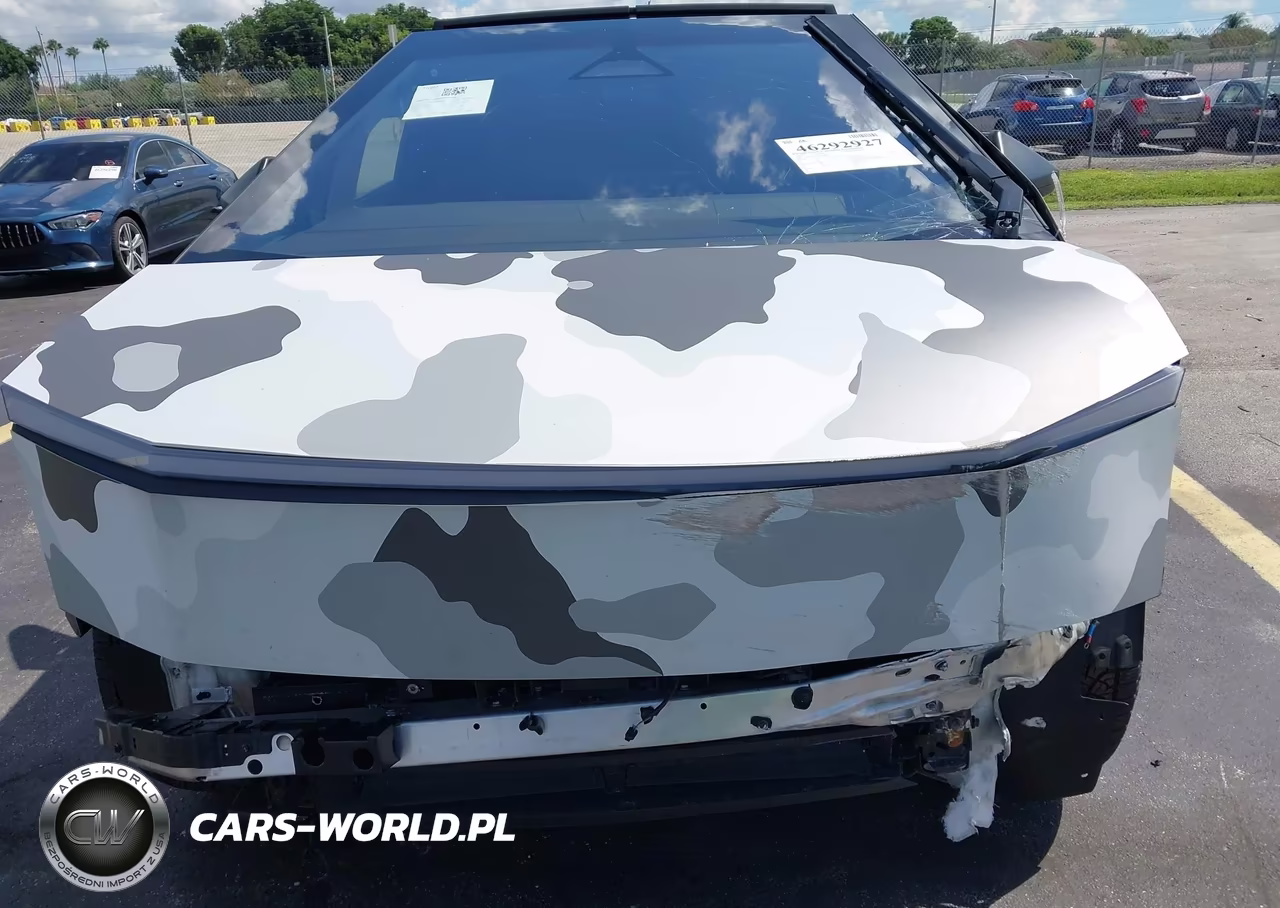 2024 Tesla Cybertruck VIN:7G2CEHEDXRA028521 - 10