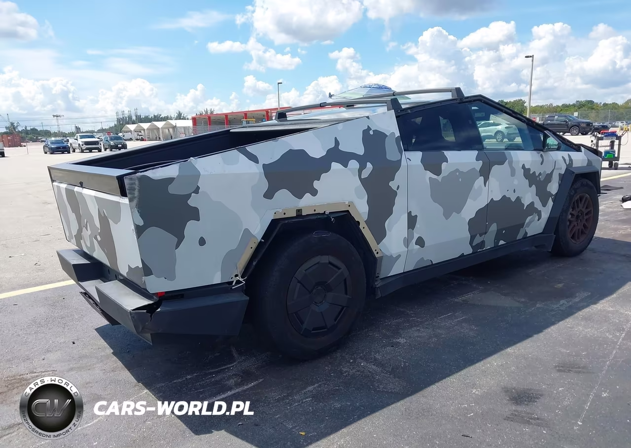 2024 Tesla Cybertruck VIN:7G2CEHEDXRA028521 - 4