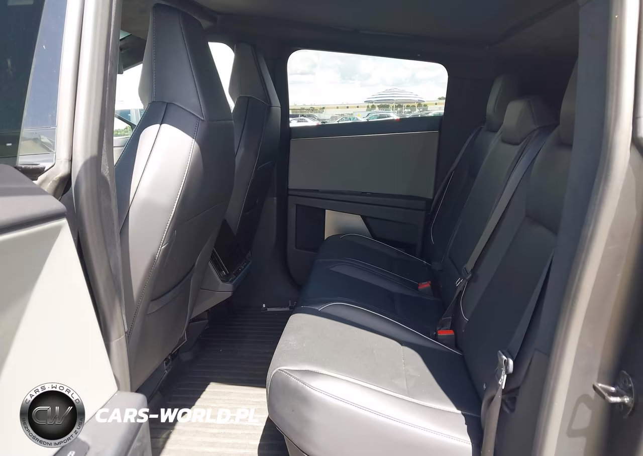 2024 Tesla Cybertruck VIN:7G2CEHEDXRA028521 - 8