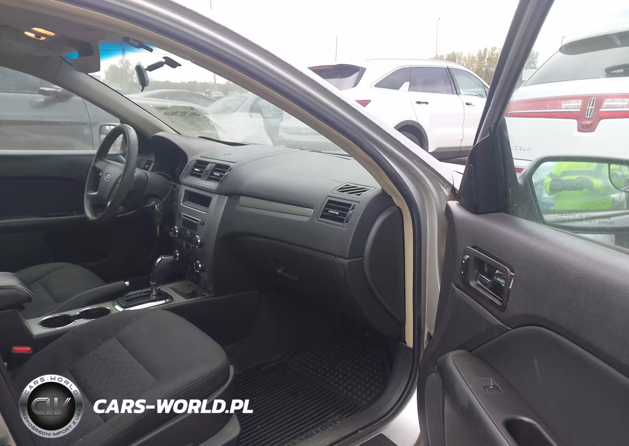 2012 Ford Fusion Se VIN:3FAHP0HA8CR332063 - 5
