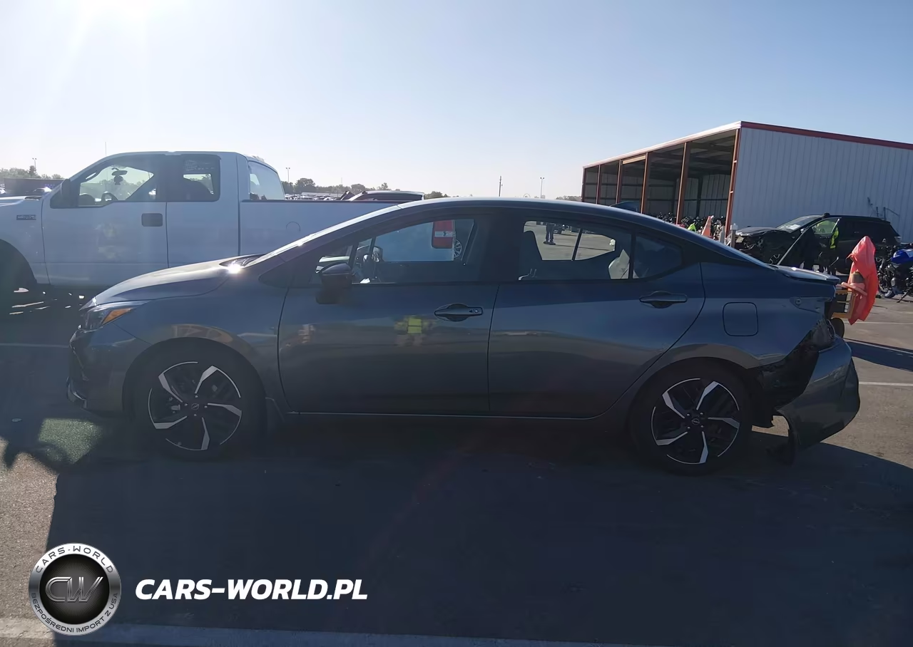 2025 Nissan Versa 1.6 Sr VIN:3N1CN8FV1SL886984 - 14