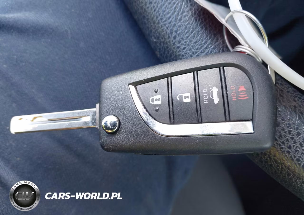2021 Toyota Corolla Le VIN:5YFEPMAE3MP247396 - 11