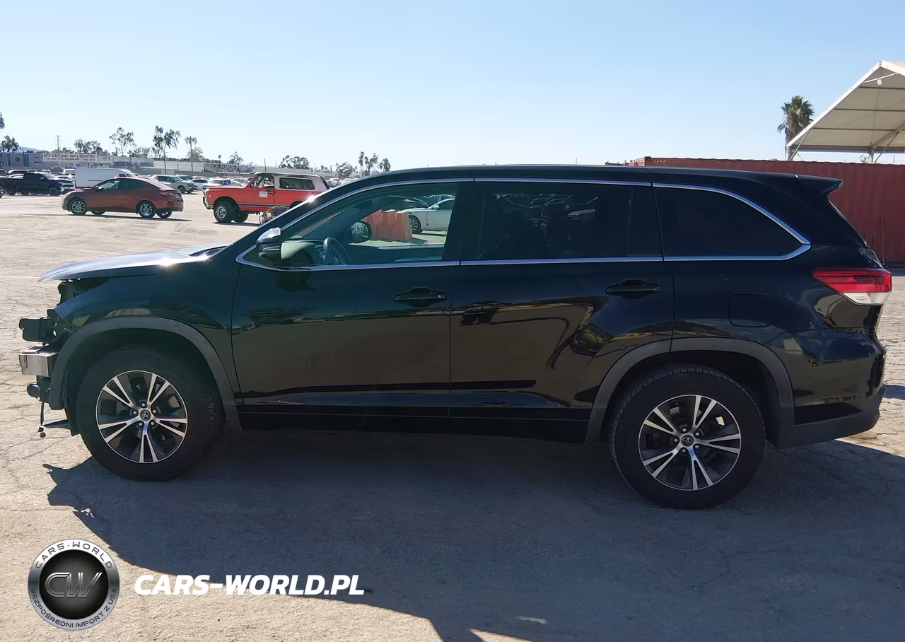 2017 Toyota Highlander Le VIN:5TDZZRFH3HS203276 - 15