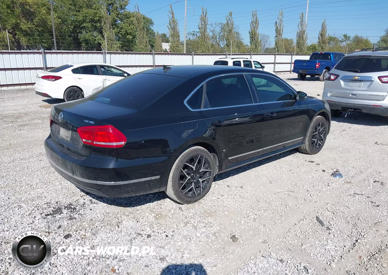 2014 Volkswagen Passat 2.0L Tdi Sel Premium VIN:1VWCN7A34EC062391 - 4