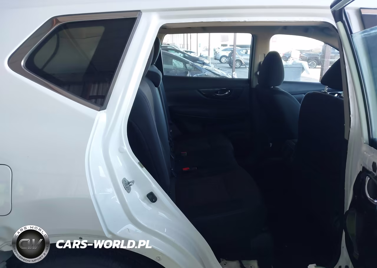 2018 Nissan Rogue S VIN:5N1AT2MV6JC761379 - 8