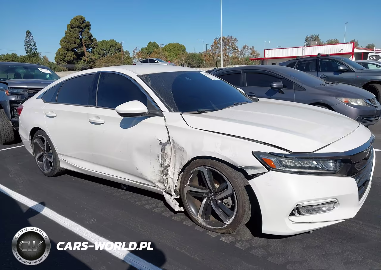 2018 Honda Accord Sport VIN:1HGCV1F30JA255489 - 14