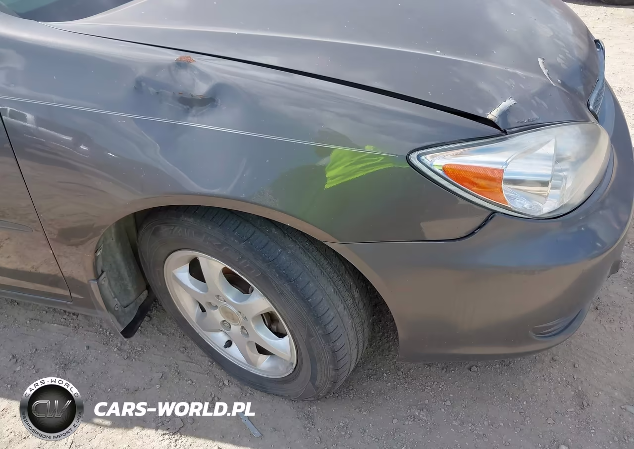 2003 Toyota Camry Le VIN:4T1BE32K23U694225 - 12