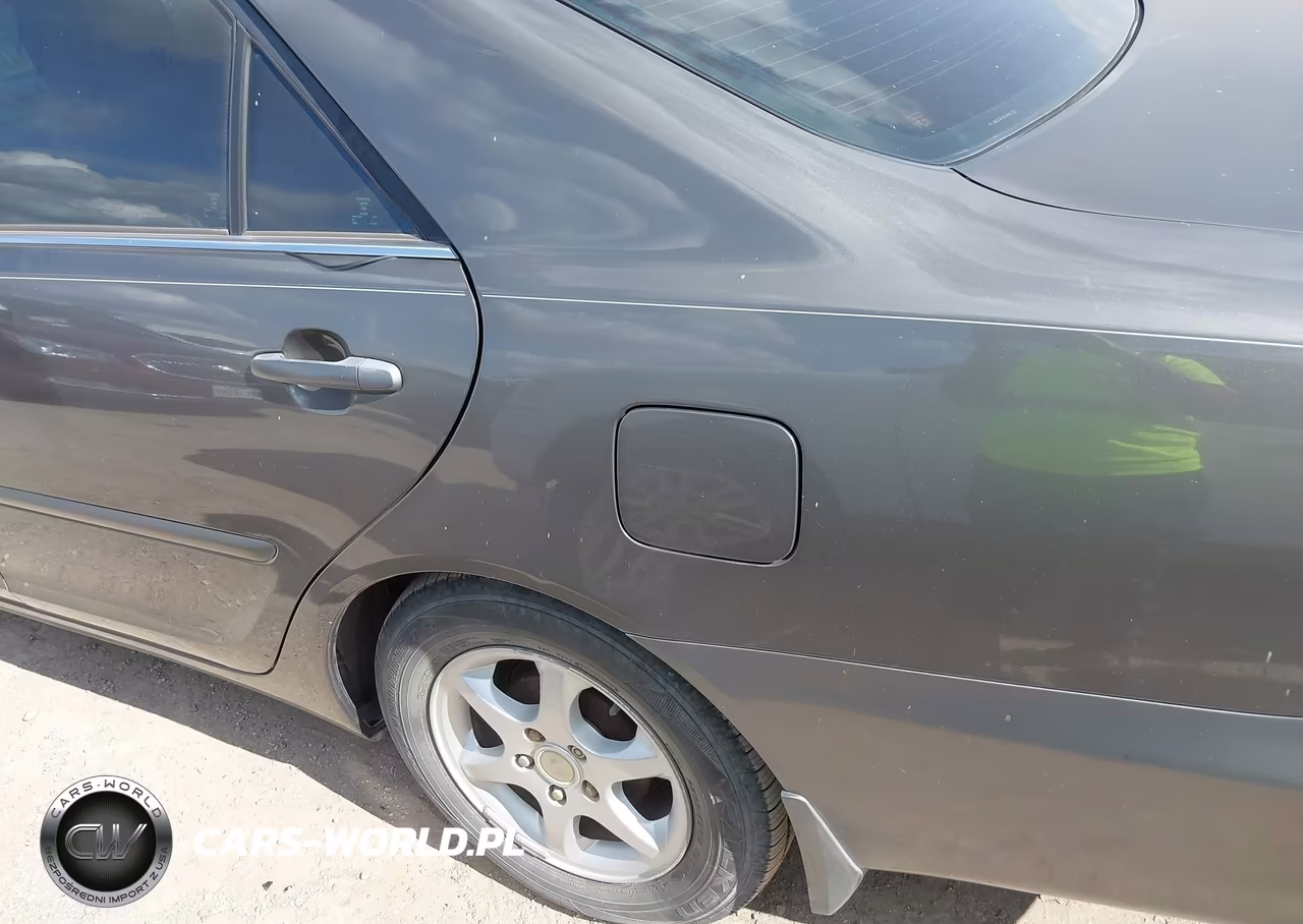 2003 Toyota Camry Le VIN:4T1BE32K23U694225 - 13