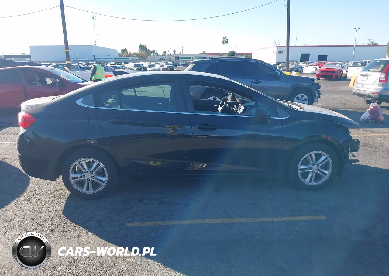 2018 Chevrolet Cruze Lt Auto VIN:1G1BE5SM1J7107325 - 13