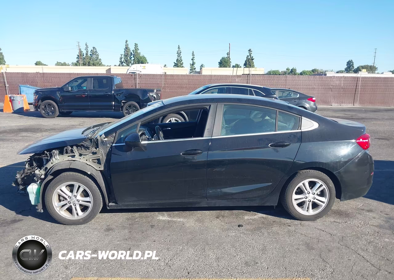 2018 Chevrolet Cruze Lt Auto VIN:1G1BE5SM1J7107325 - 14