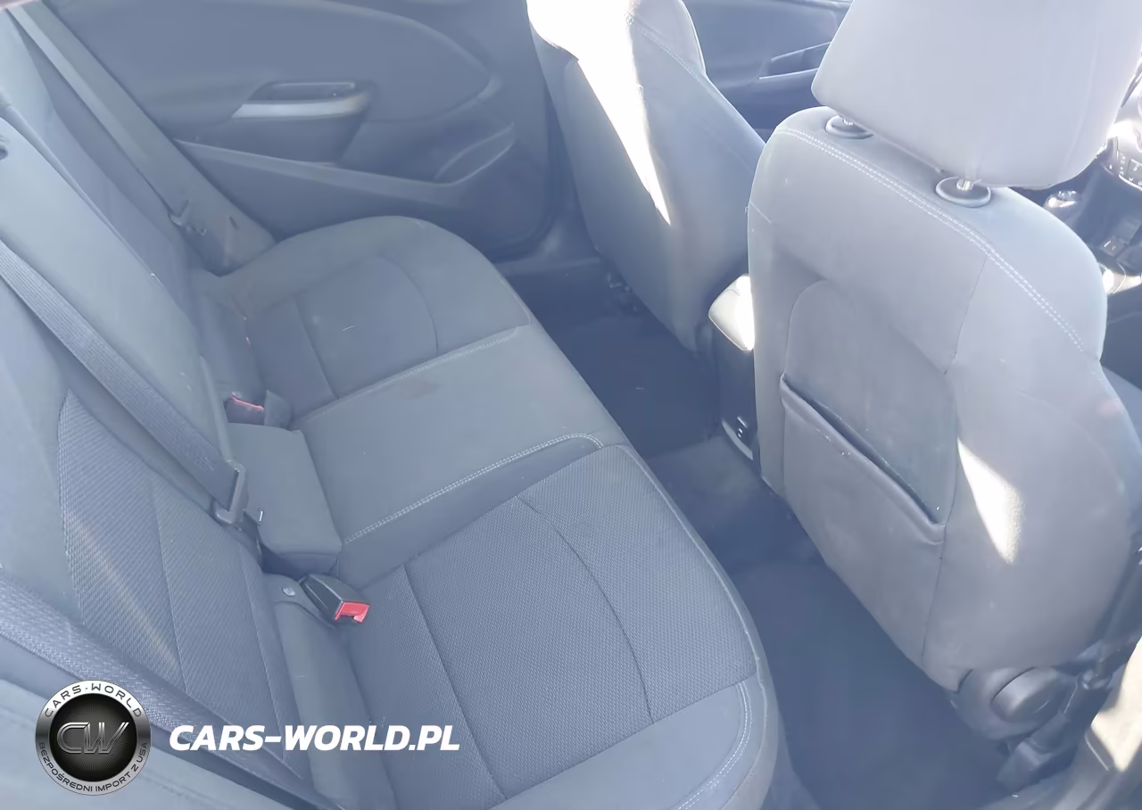 2018 Chevrolet Cruze Lt Auto VIN:1G1BE5SM1J7107325 - 8