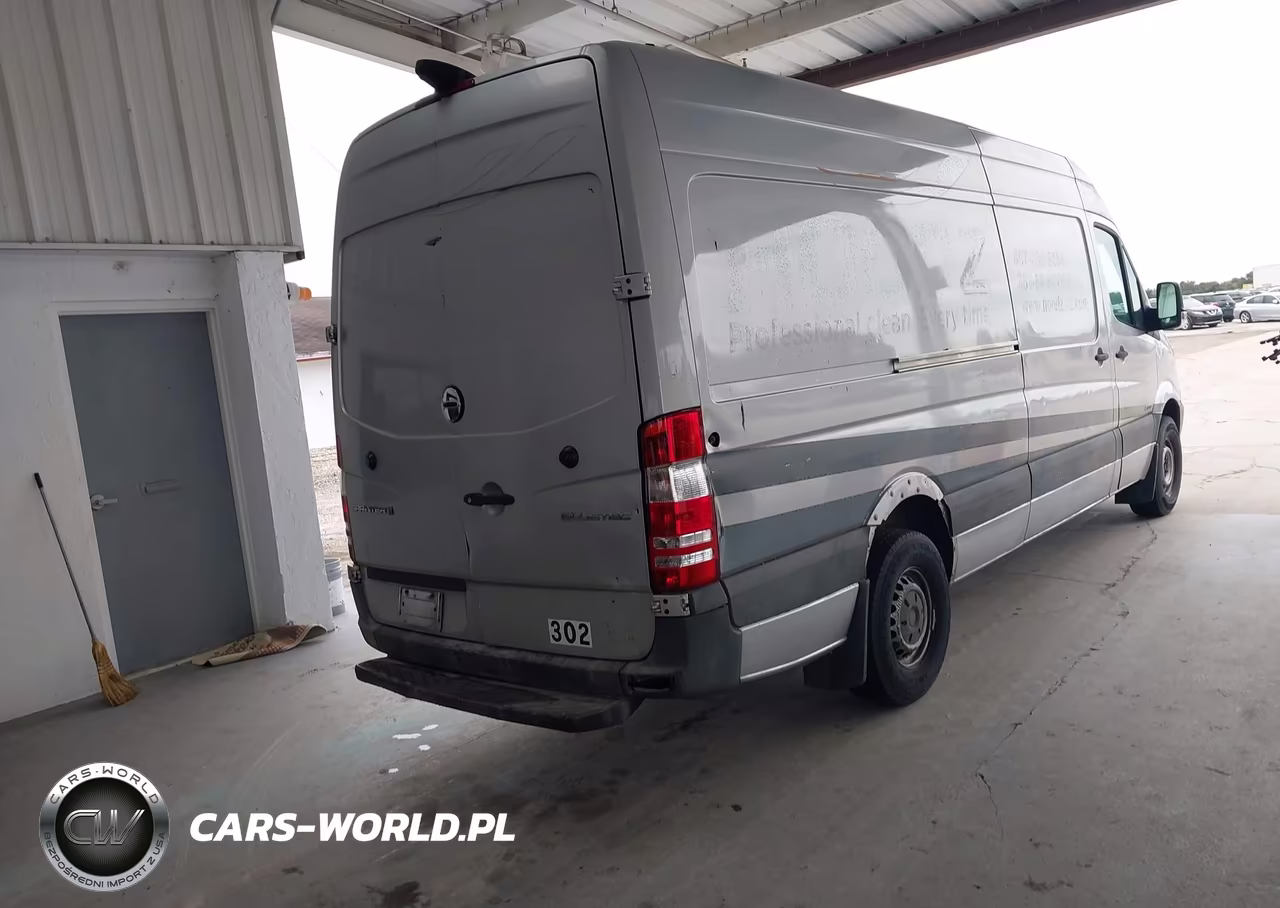 2016 Freightliner Sprinter 2500 High Roof-High Roof VIN:WDYPE8DD0GP245625 - 4