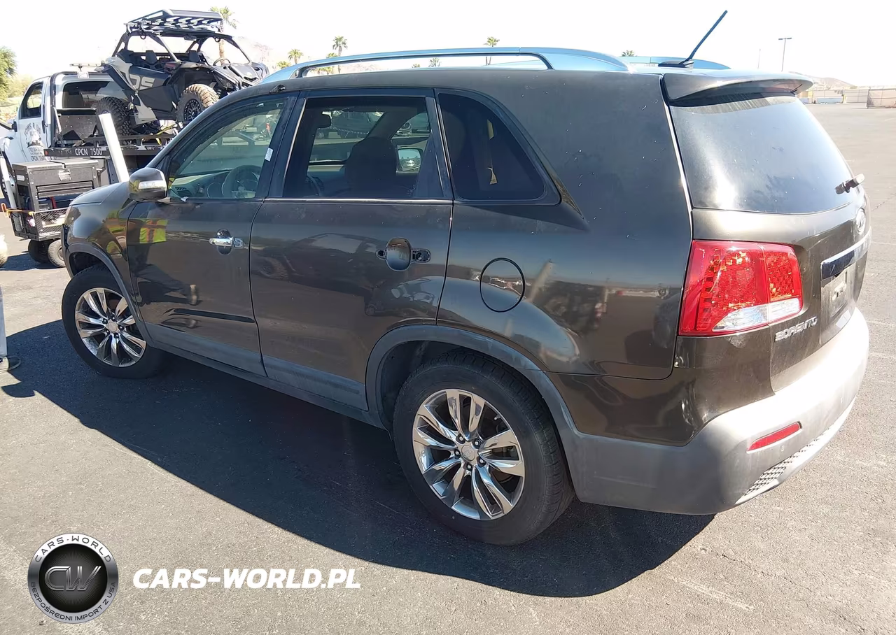 2011 Kia Sorento Ex V6 VIN:5XYKU4A25BG175118 - 3