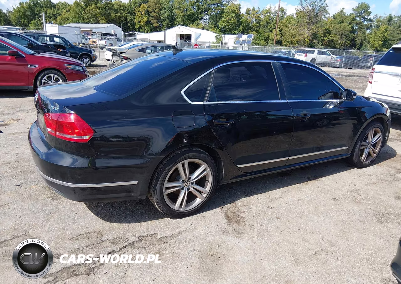 2015 Volkswagen Passat 1.8T Se VIN:1VWBS7A34FC003590 - 4