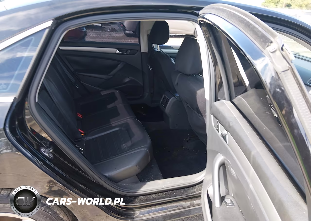 2015 Volkswagen Passat 1.8T Se VIN:1VWBS7A34FC003590 - 8