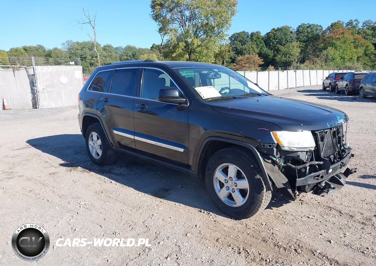 2013 Jeep Grand Cherokee Laredo – zdjęcie 1 z 17