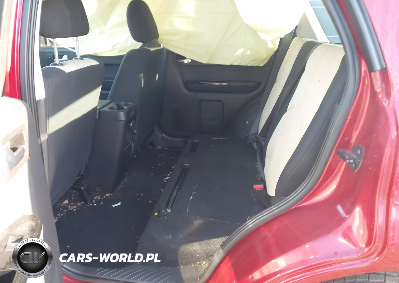 2008 Mazda Tribute I Sport VIN:4F2CZ02Z18KM02186 - 8