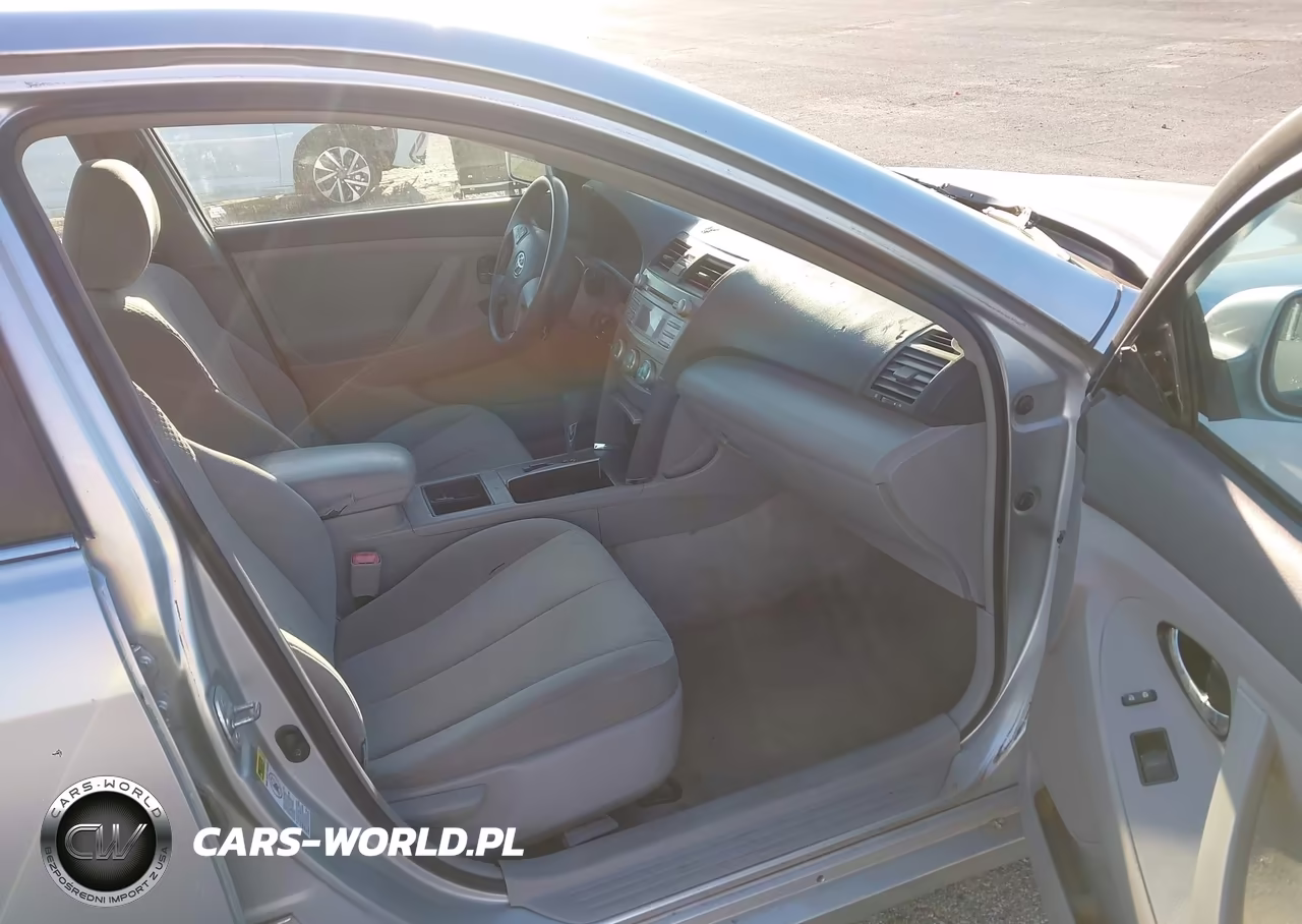 2009 Toyota Camry Le VIN:4T1BE46K69U340412 - 5