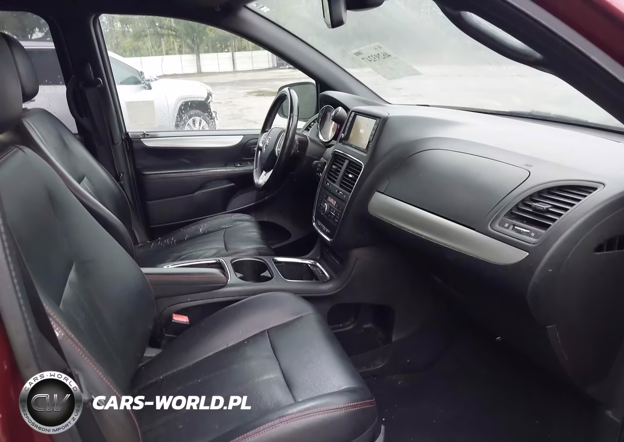 2018 Dodge Grand Caravan Gt VIN:2C4RDGEG6JR343297 - 5
