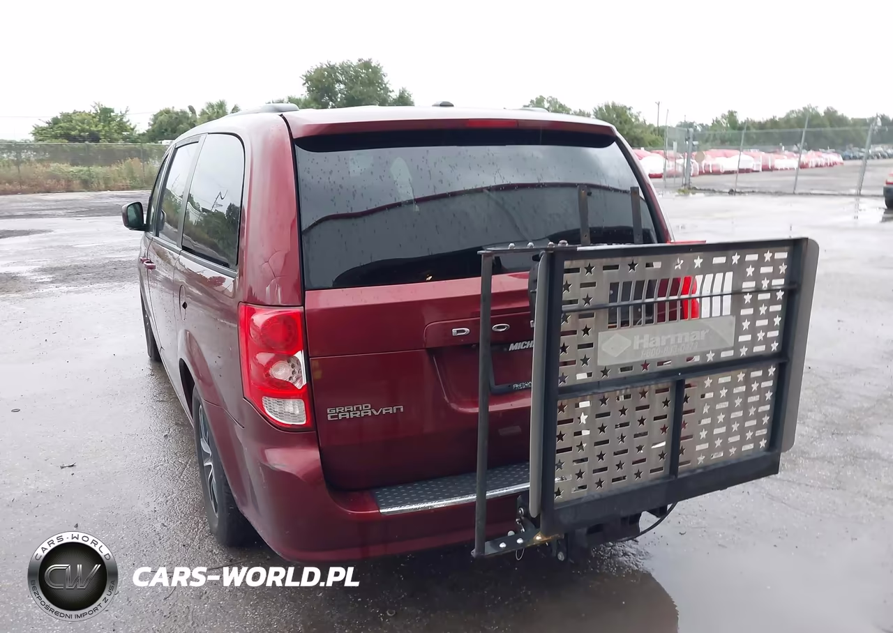 2018 Dodge Grand Caravan Gt VIN:2C4RDGEG6JR343297 - 6