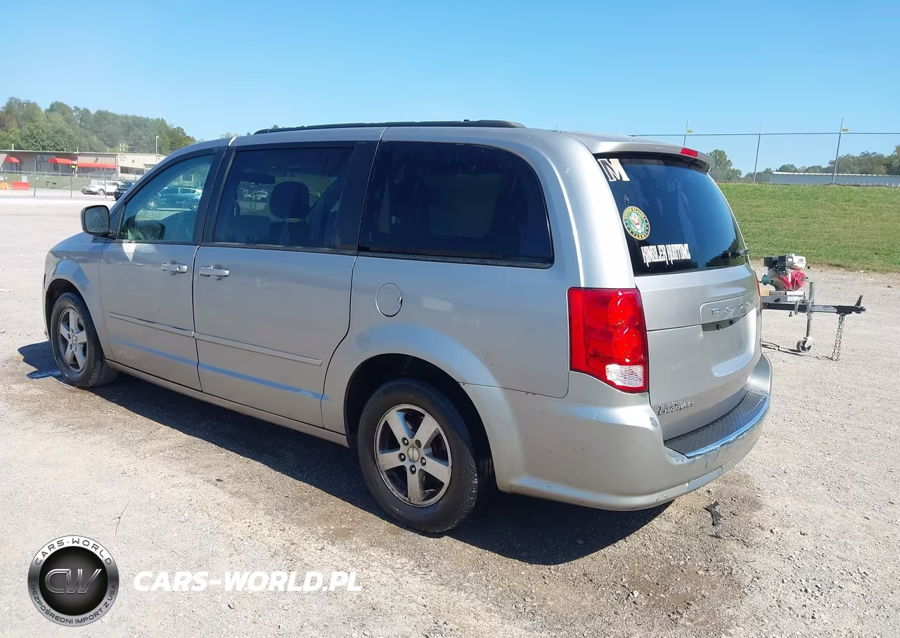 2013 Dodge Grand Caravan Sxt VIN:2C4RDGCG8DR575603 - 3