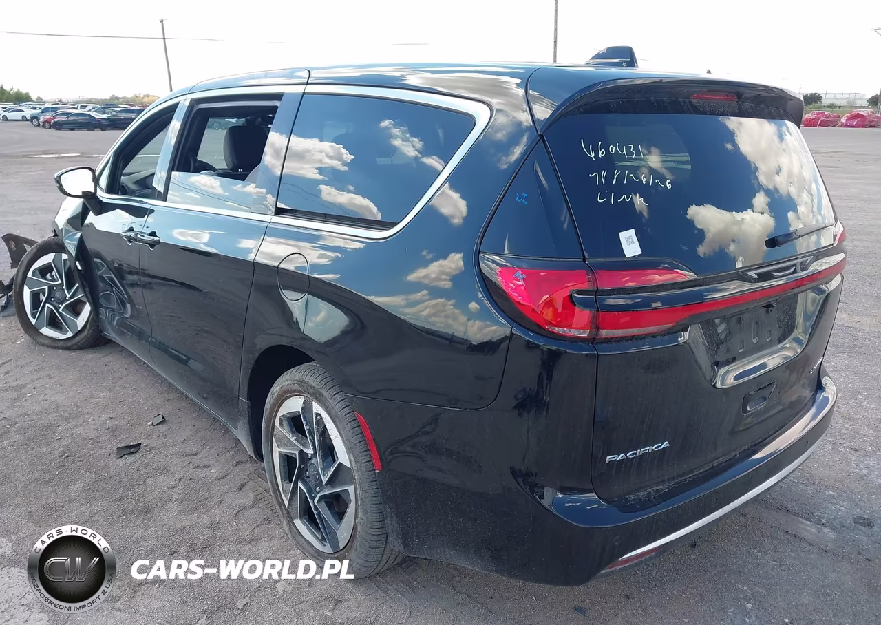 2027 Chrysler Pacifica VIN:2C4RC1GG3VR552693 - 3