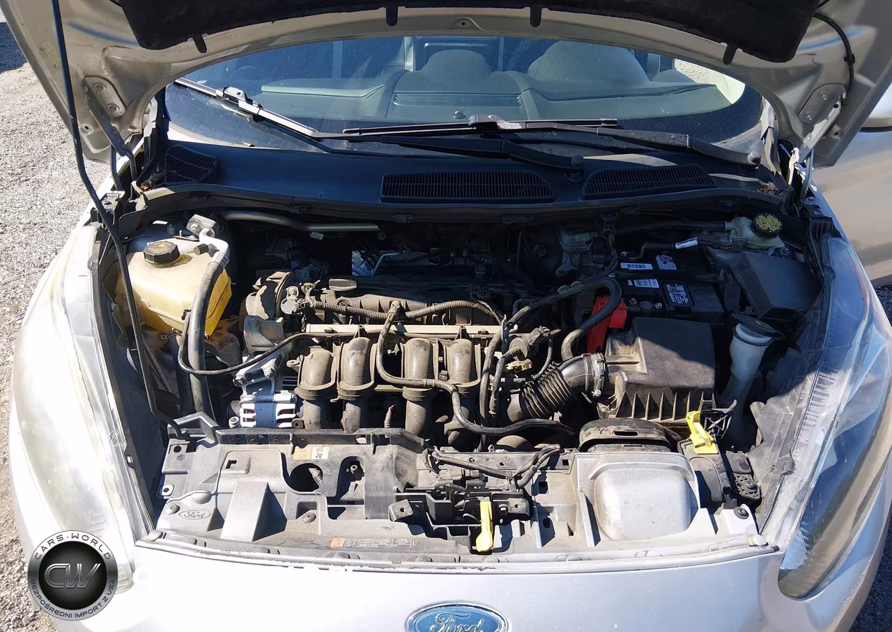 2015 Ford Fiesta S VIN:3FADP4AJ6FM202669 - 10