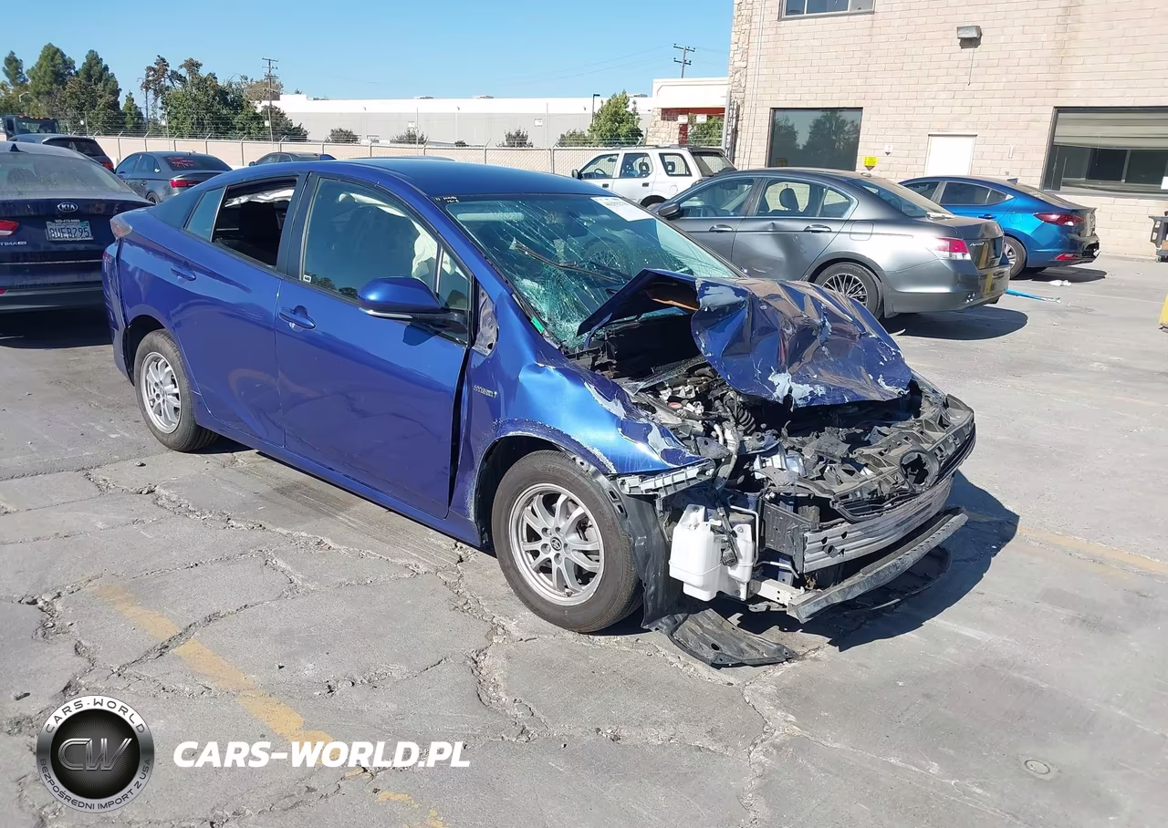2016 Toyota Prius Two