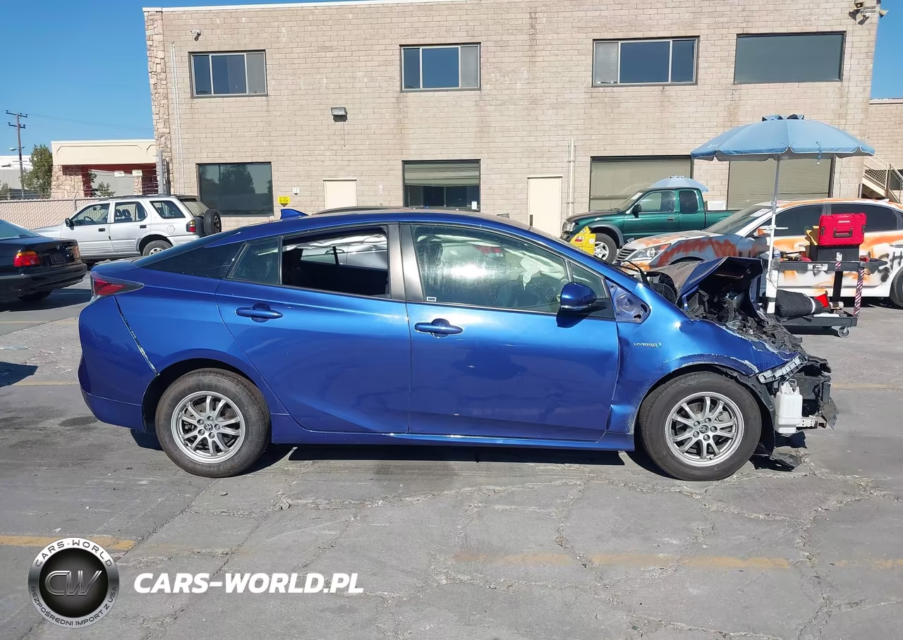 2016 Toyota Prius Two VIN:JTDKBRFU4G3510376 - 14