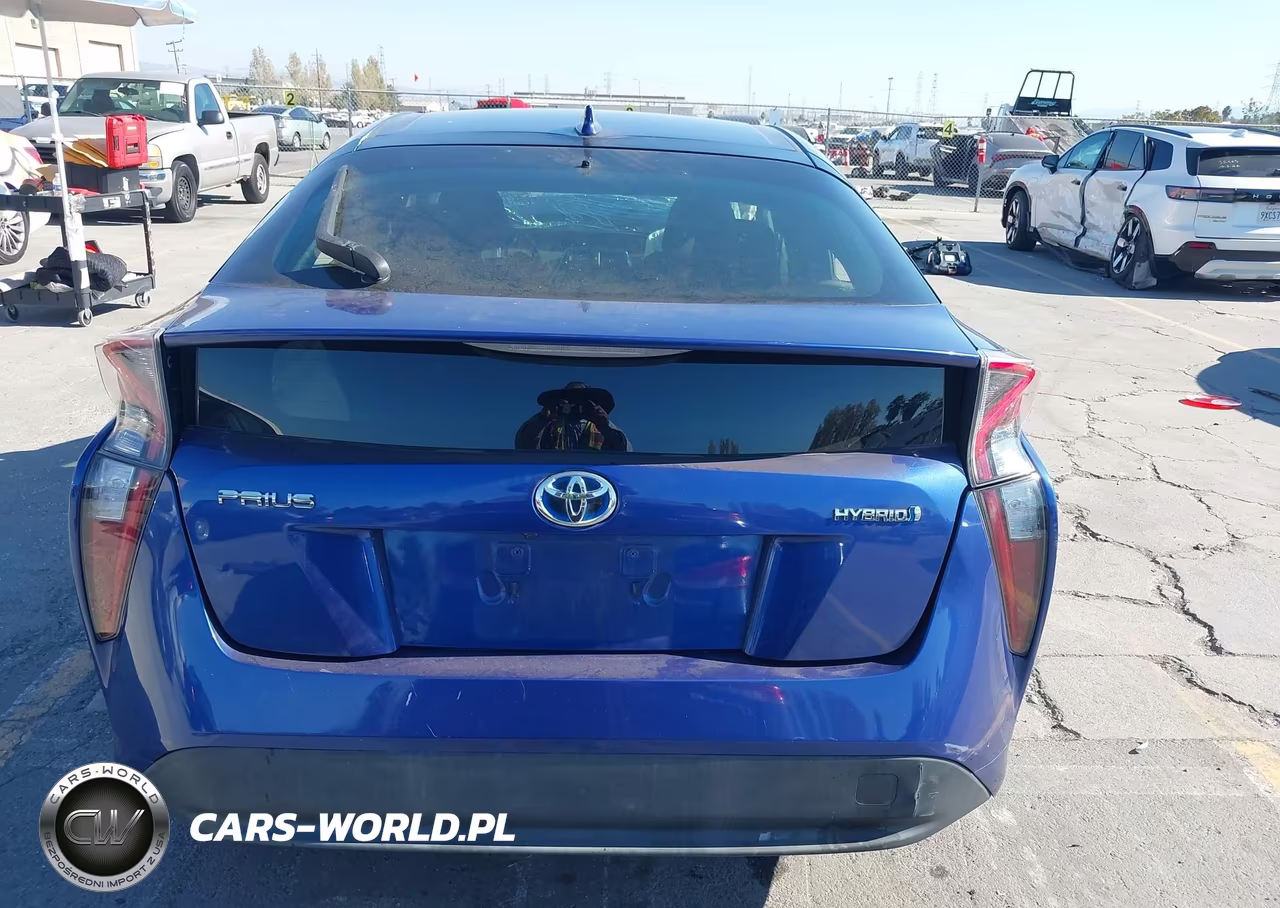 2016 Toyota Prius Two VIN:JTDKBRFU4G3510376 - 17