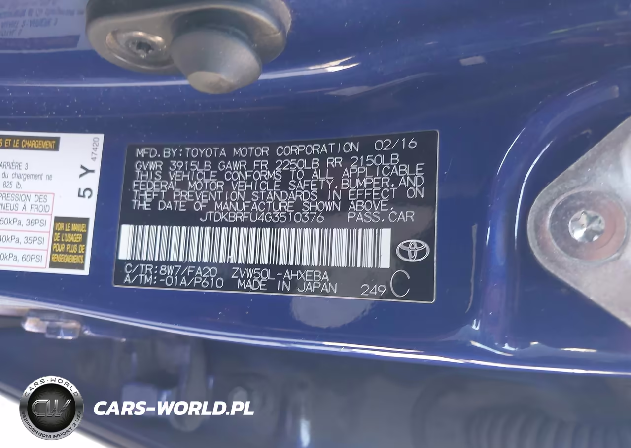 2016 Toyota Prius Two VIN:JTDKBRFU4G3510376 - 9
